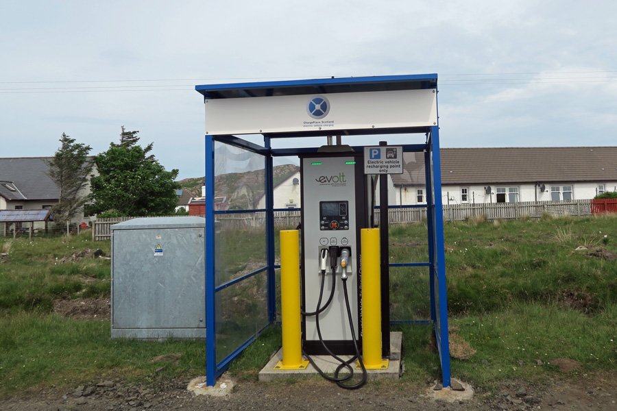 EVOLT Rapid Charger in Monadh Mor Car park in Fionnphort