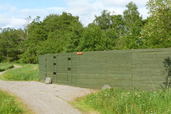 Bird blind on the An Sidhean Trail 