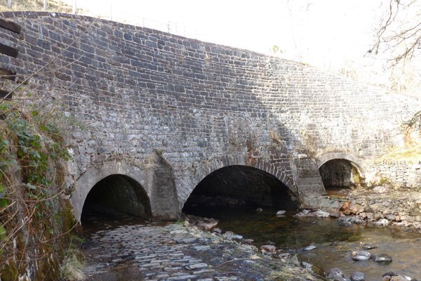 The Glen Loy Aqueduct with its three arches