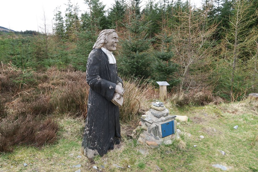 There is a small collection box for Lochaber Mountain rescue team at The Wee Minister