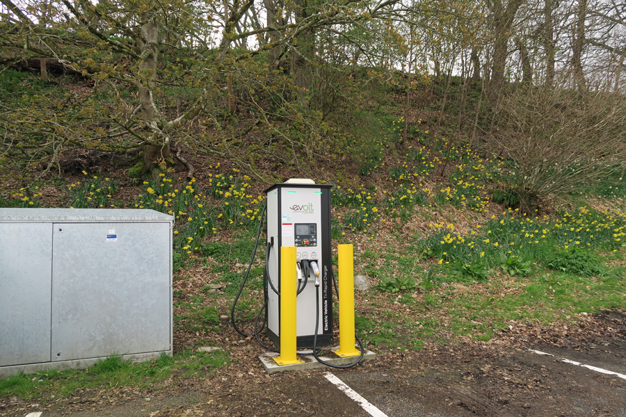 Electric Vehicle Rapid Charger at Drumnadrochit