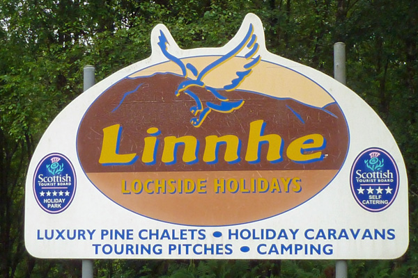 The sign for Linnhe Lochside Holiday Park