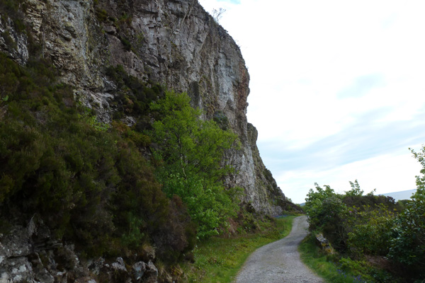 The track bounded by cliffs